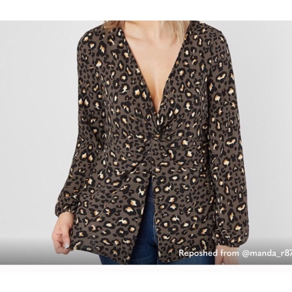 Leopard top from Buckle